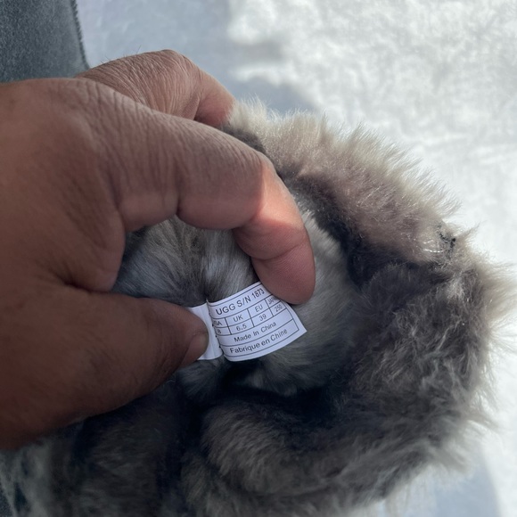 Winter Boots - Picture 3 of 4